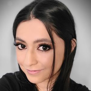 Meet your Posher, Reyna